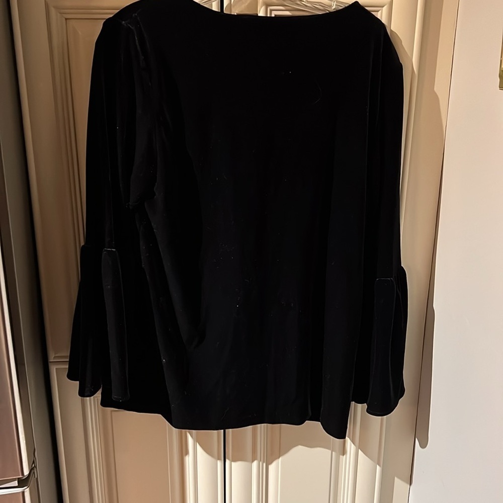 Calvin Klein Women’s Velour wide arm shirt - Picture 4 of 6